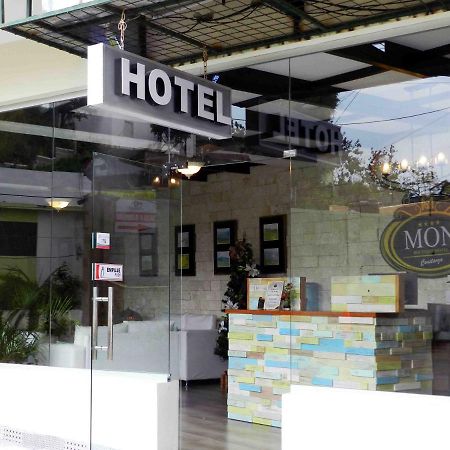 Mon Hotel Boutique Констанца Екстериор снимка