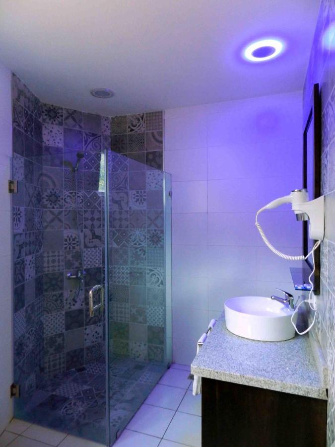 Mon Hotel Boutique Констанца Екстериор снимка