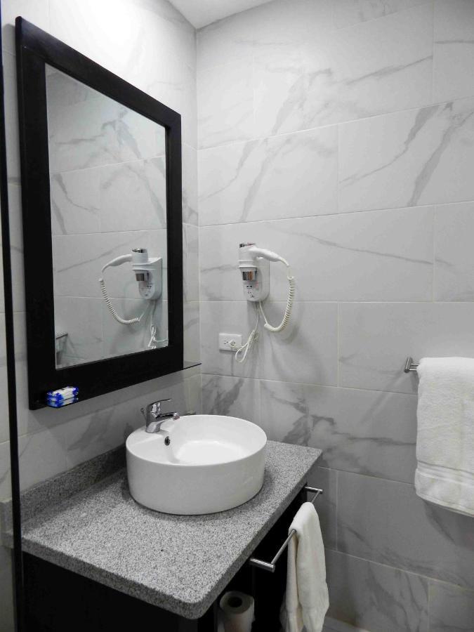 Mon Hotel Boutique Констанца Екстериор снимка